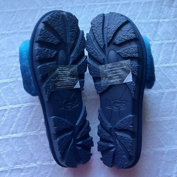 UGG Cozztte Genuine Shearling Slipper